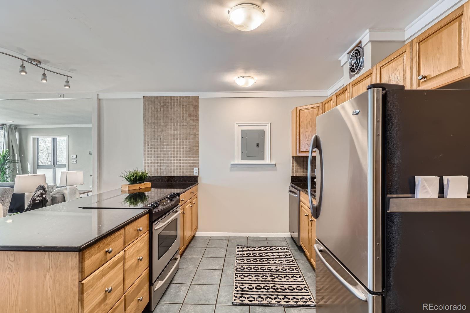 1050 N Corona Street Unit: 304