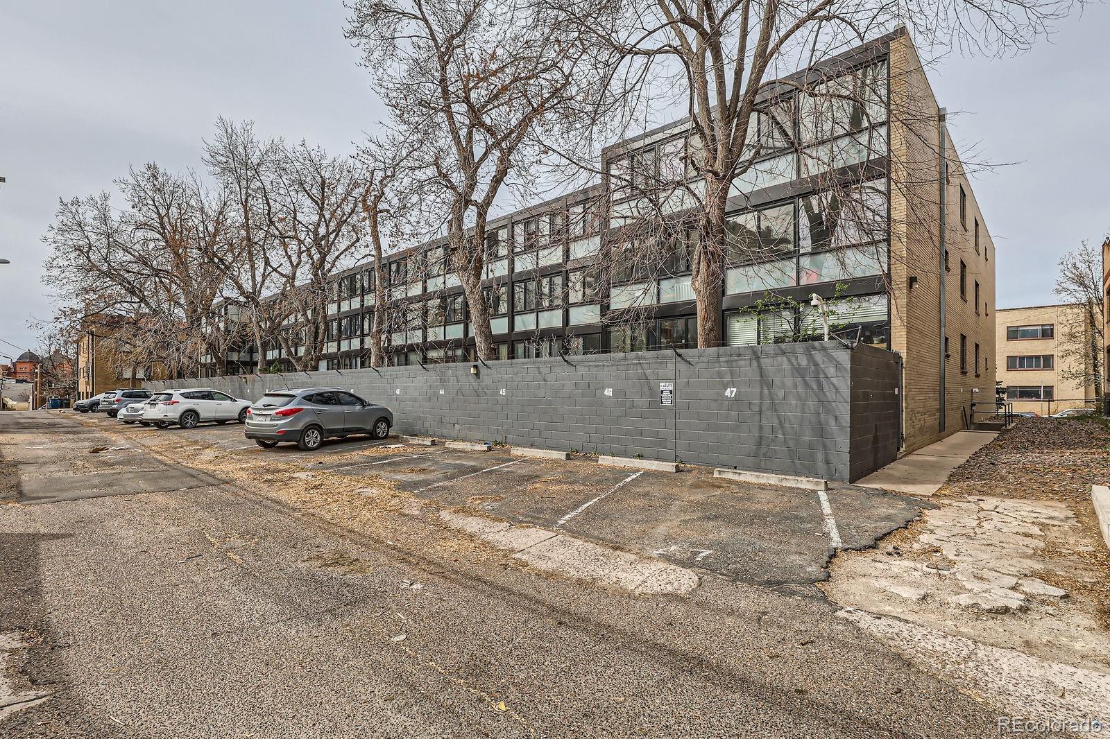 1050 N Corona Street Unit: 304