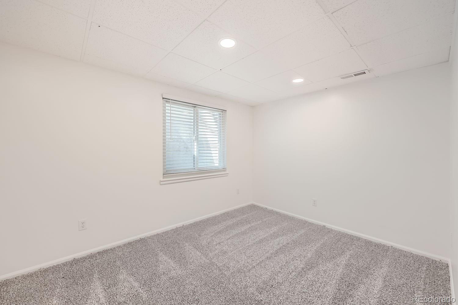 5329 E 112th Place
