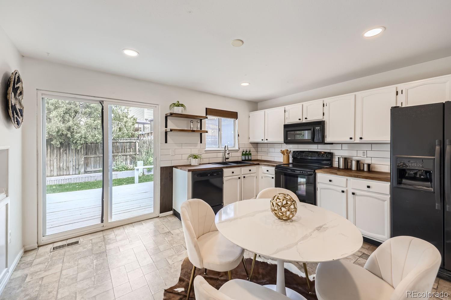 5329 E 112th Place