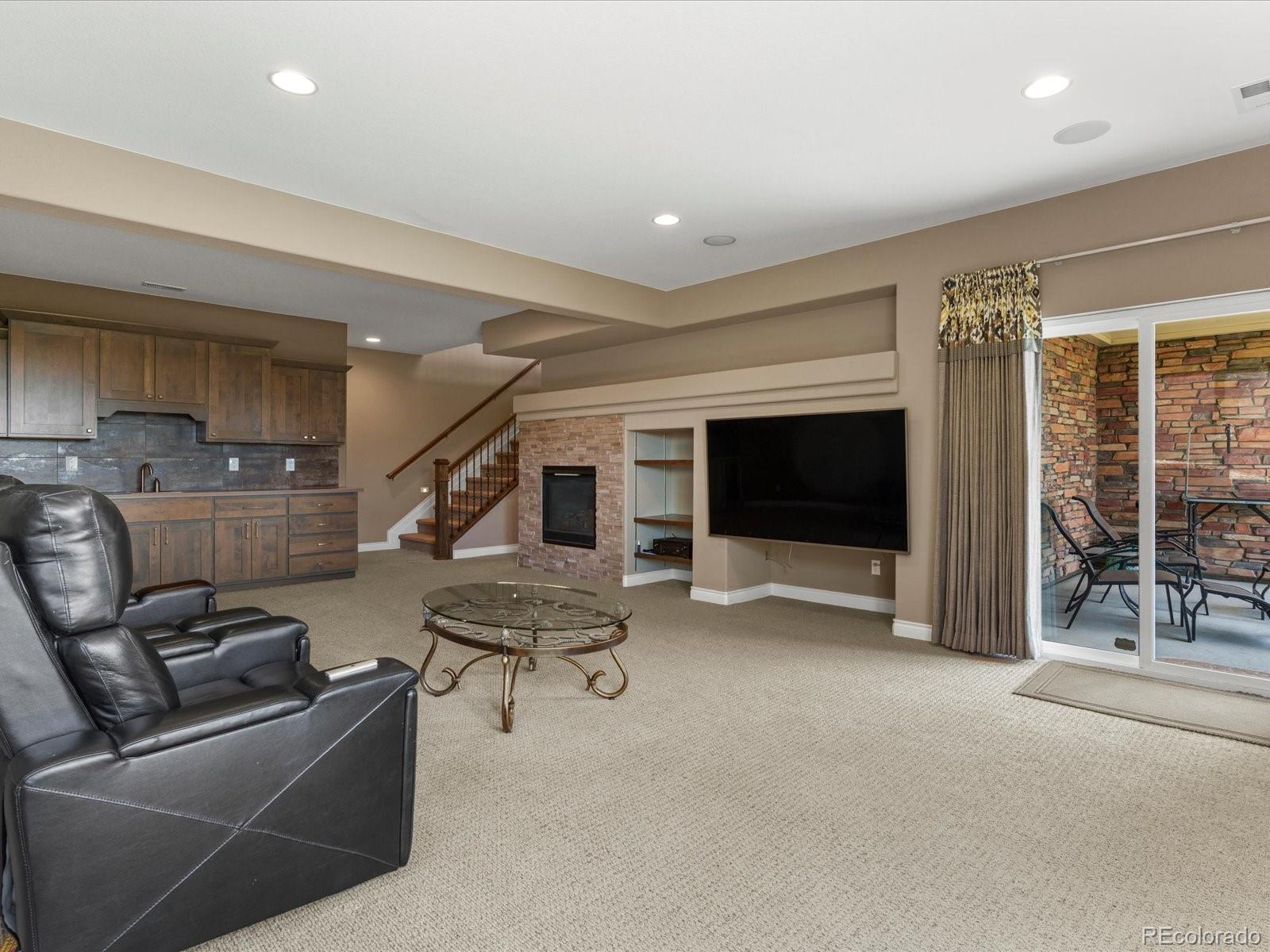 8444 Quartz Circle
