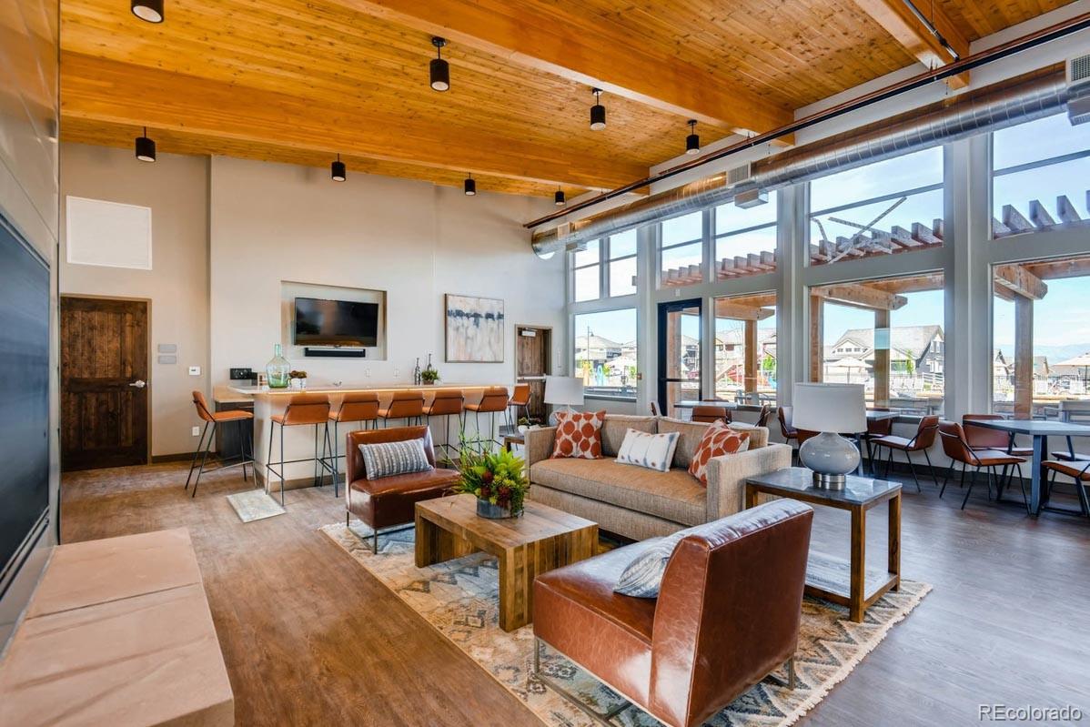 1065 Sugarloaf Lane