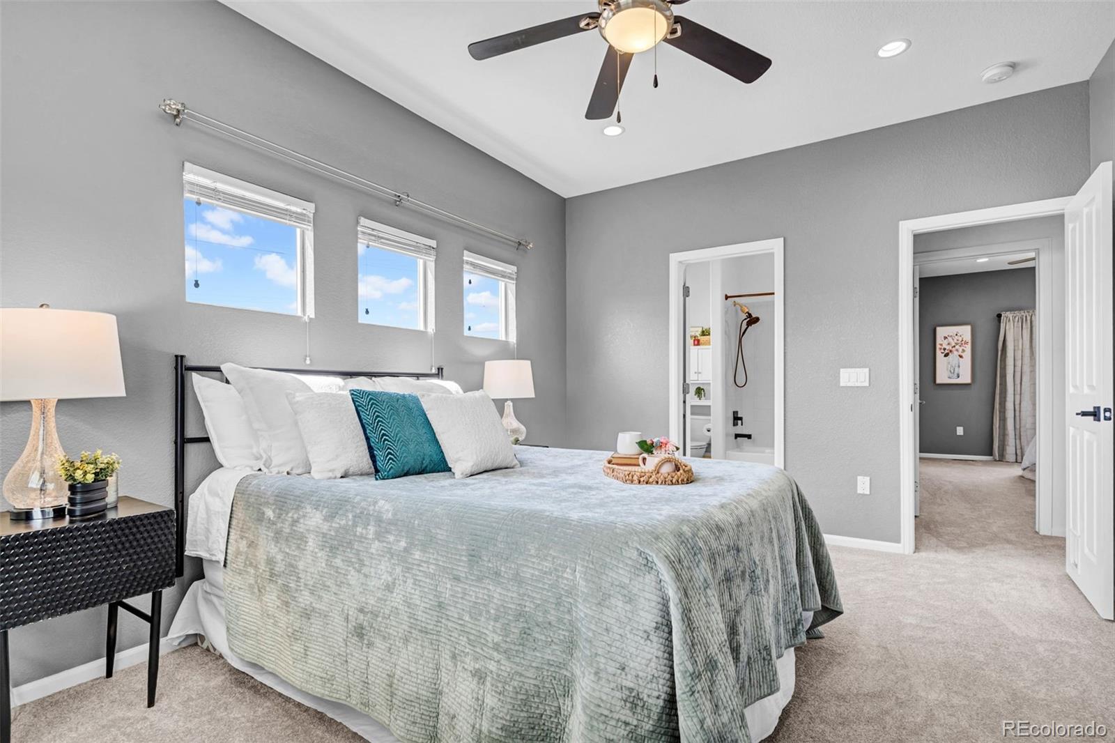 14700 E 104th Avenue Unit: 3201