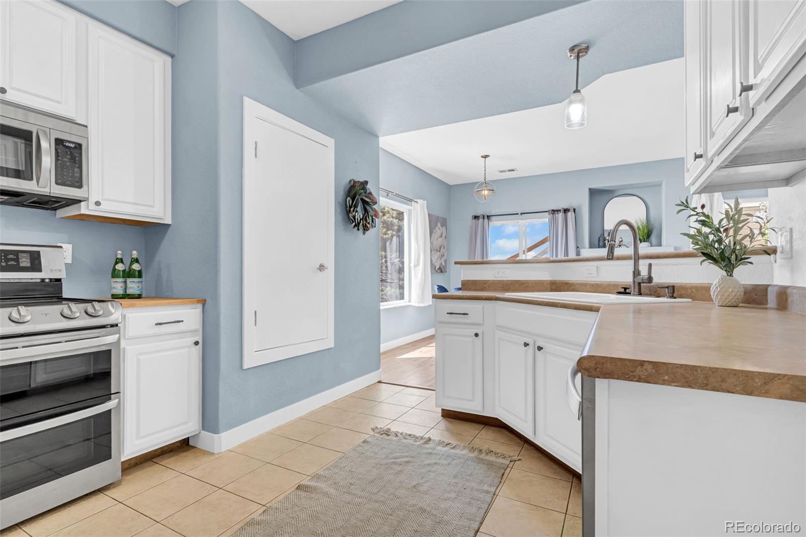 14700 E 104th Avenue Unit: 3201