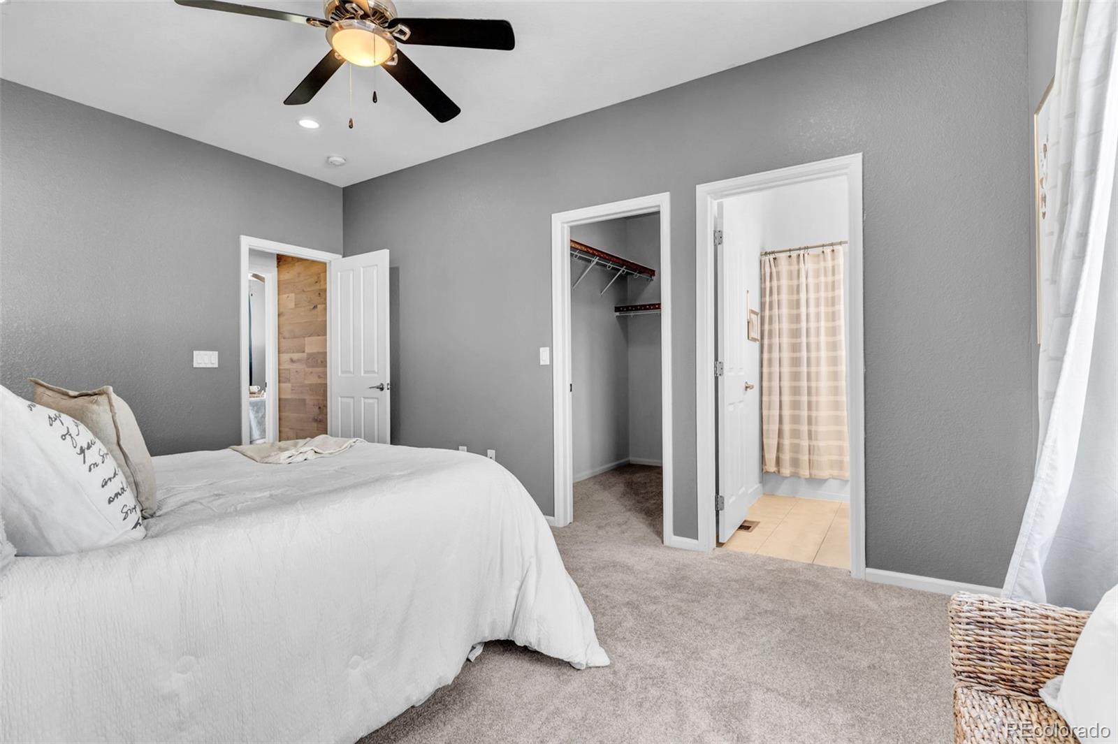 14700 E 104th Avenue Unit: 3201