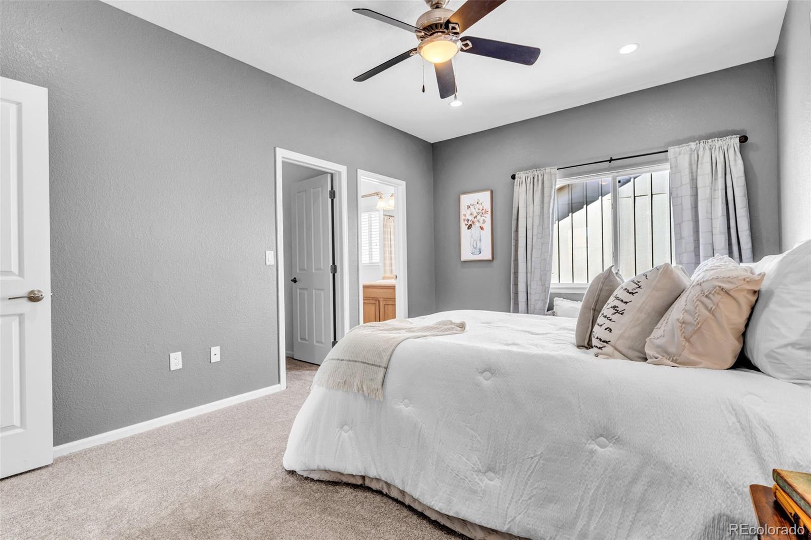 14700 E 104th Avenue Unit: 3201