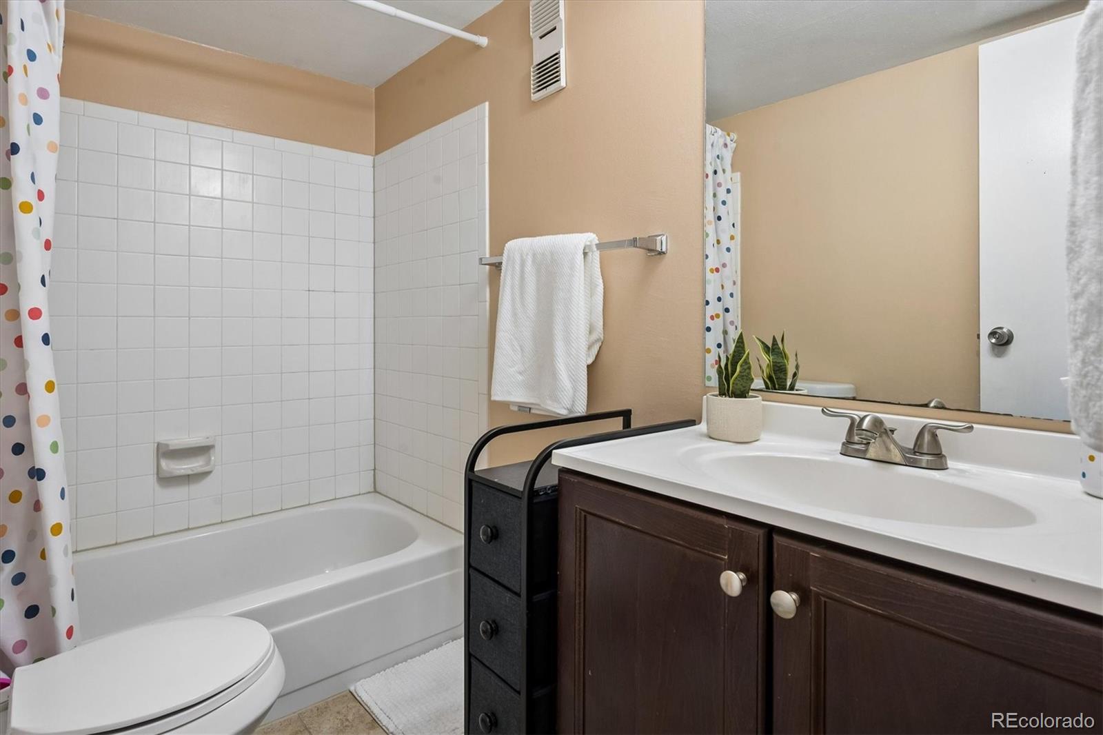 381 S Ames Street Unit: G101