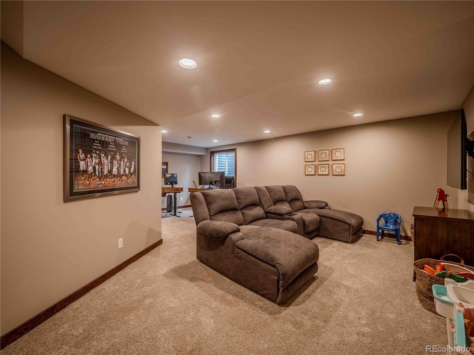 10071 Silver Maple Circle