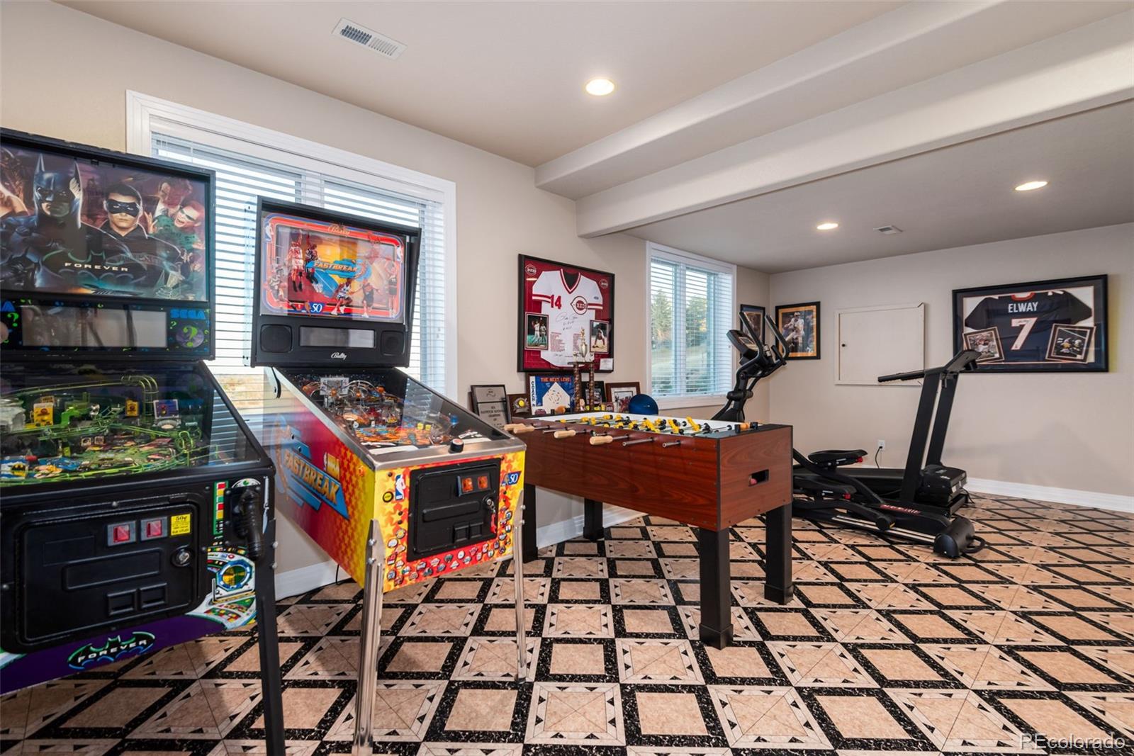 5495 Eldridge Street