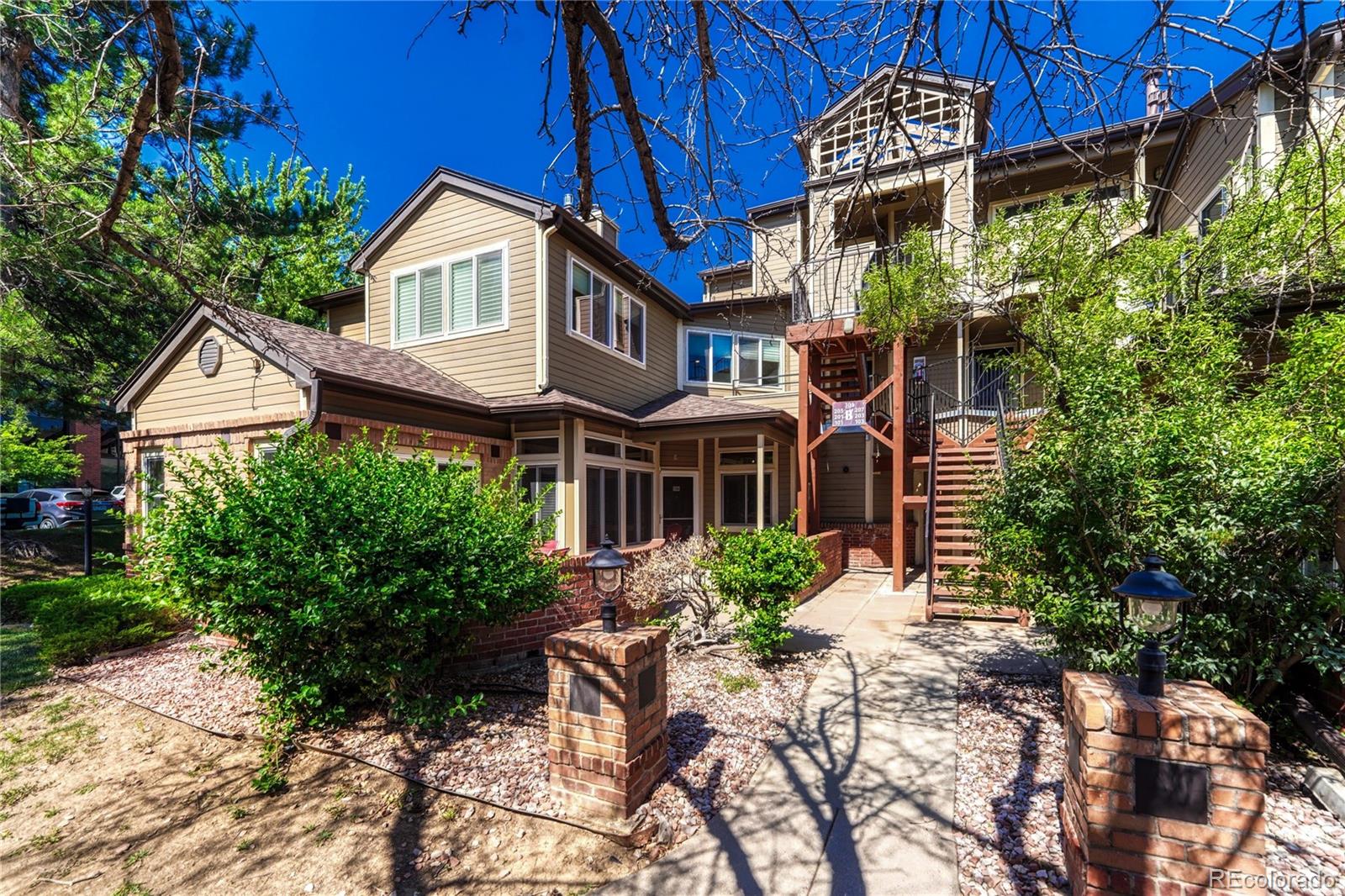6001 S Yosemite Street Unit: B101
