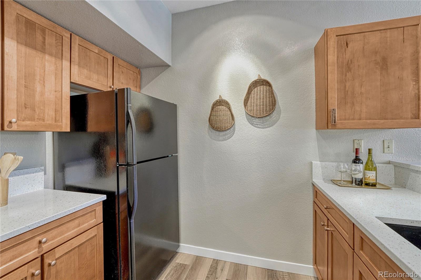 6001 S Yosemite Street Unit: B101