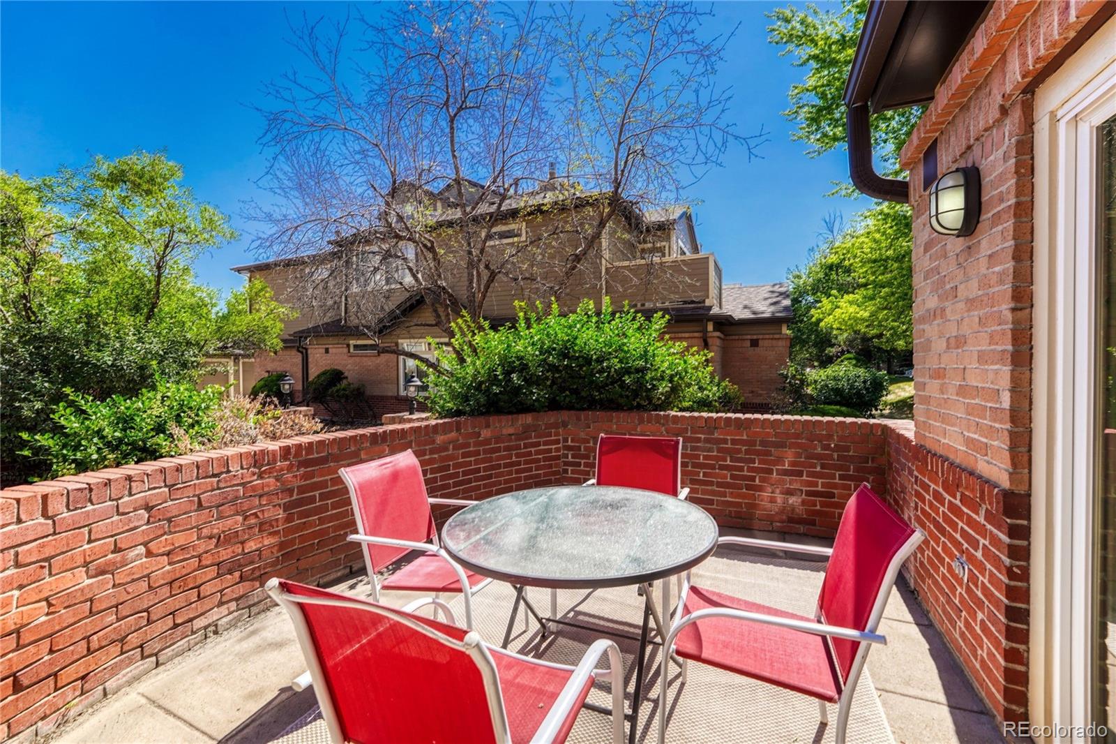 6001 S Yosemite Street Unit: B101