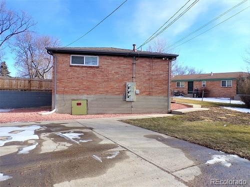 1129 Dallas Street