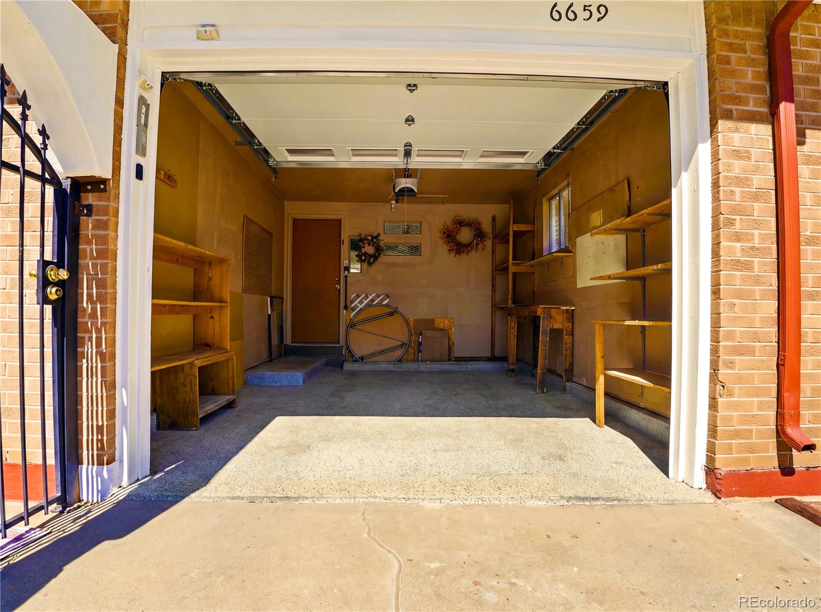 6659 W Louisiana Place
