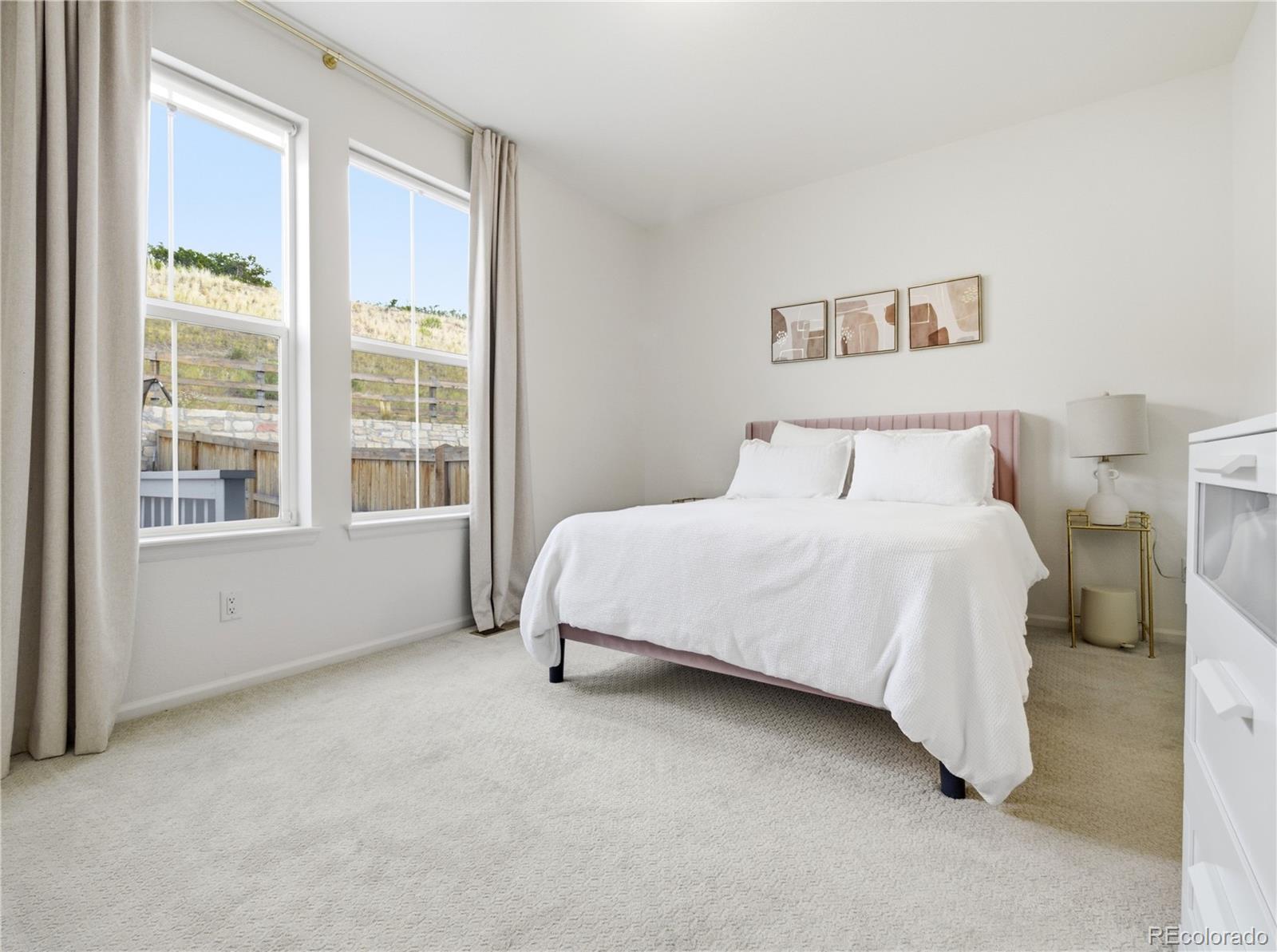 33 Felicity Loop