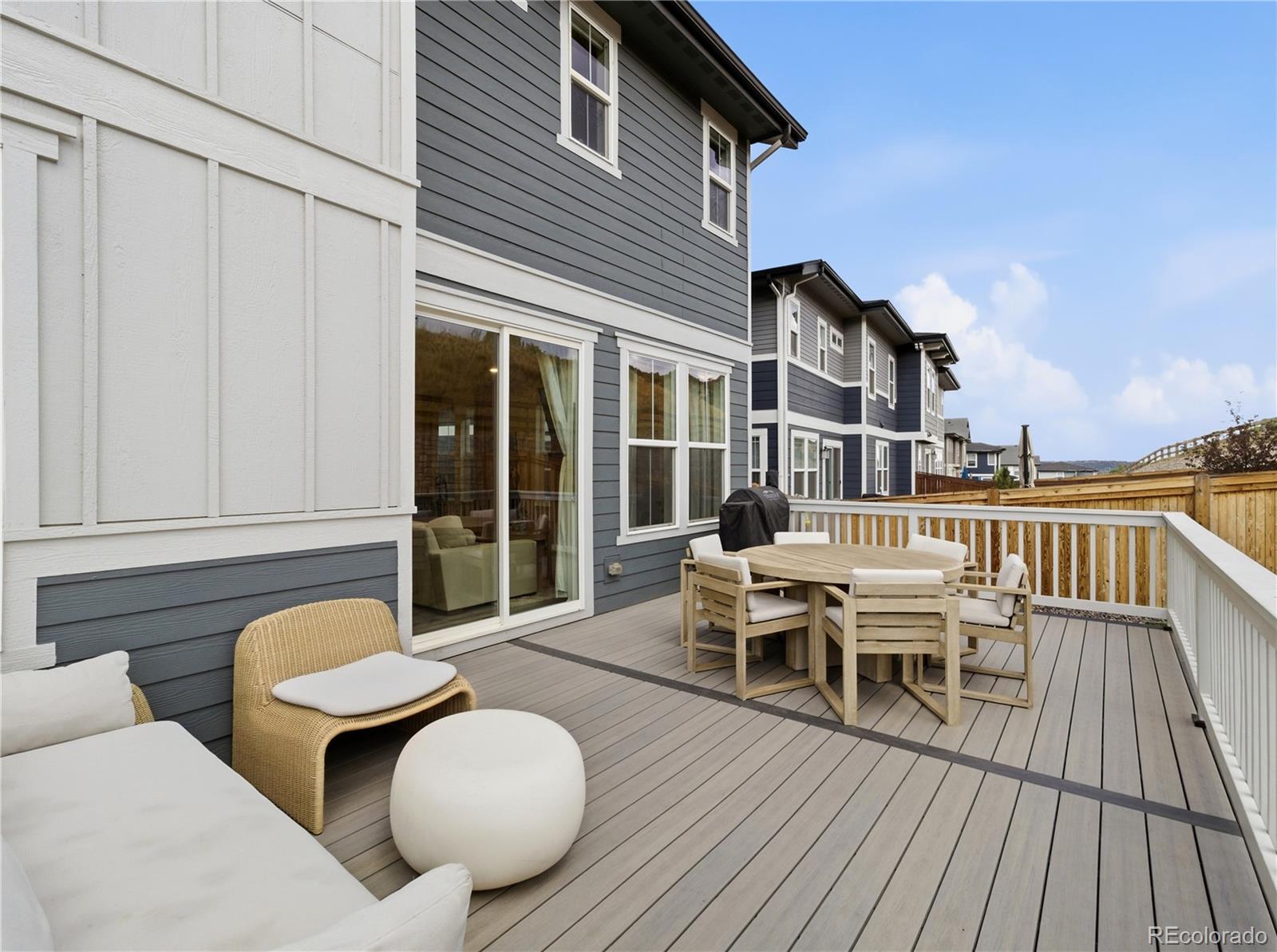 33 Felicity Loop