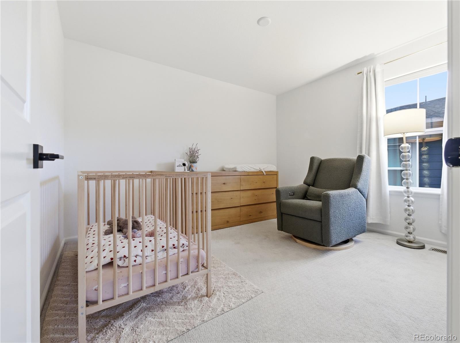 33 Felicity Loop