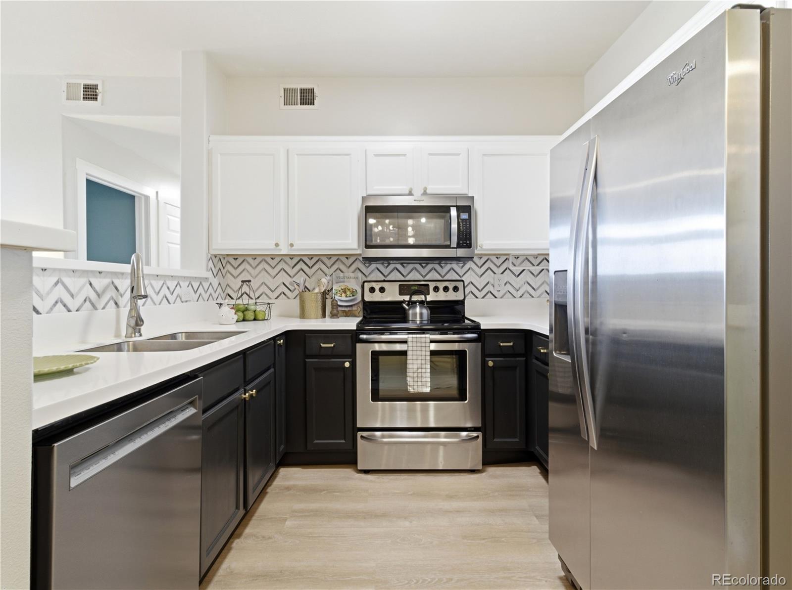 8500 E Jefferson Avenue Unit: 10A