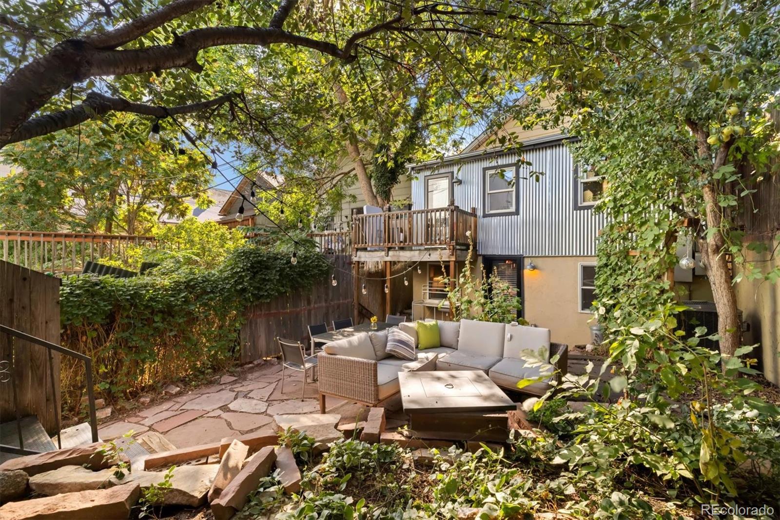 3122 Umatilla Street