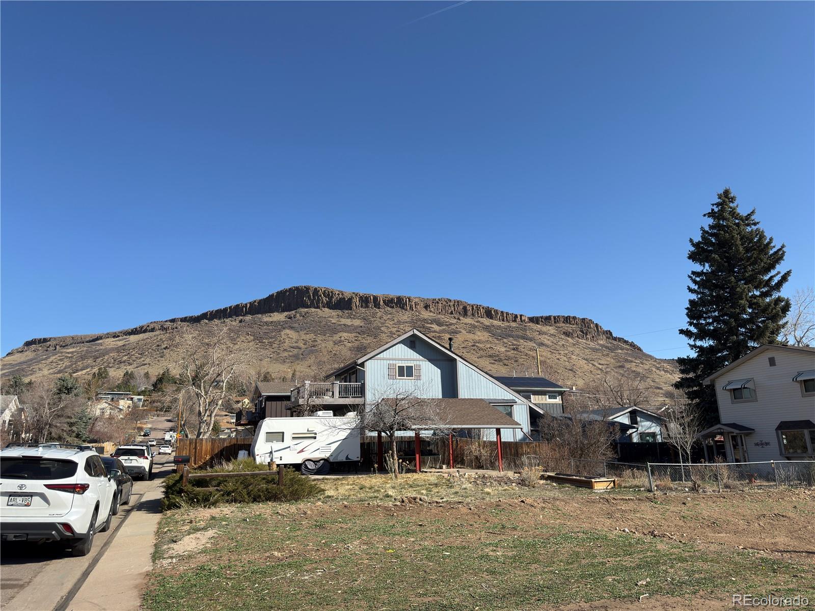 317 Sunshine Parkway