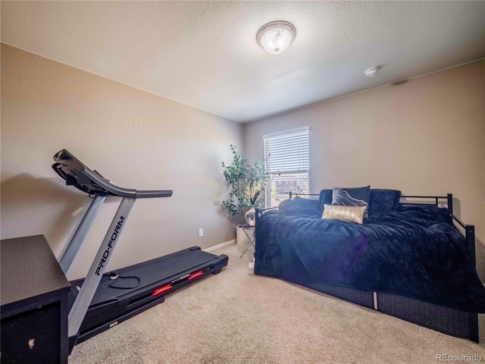 914 Charlton Drive
