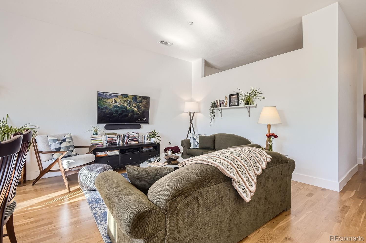 5401 S Park Terrace Avenue Unit: 301C