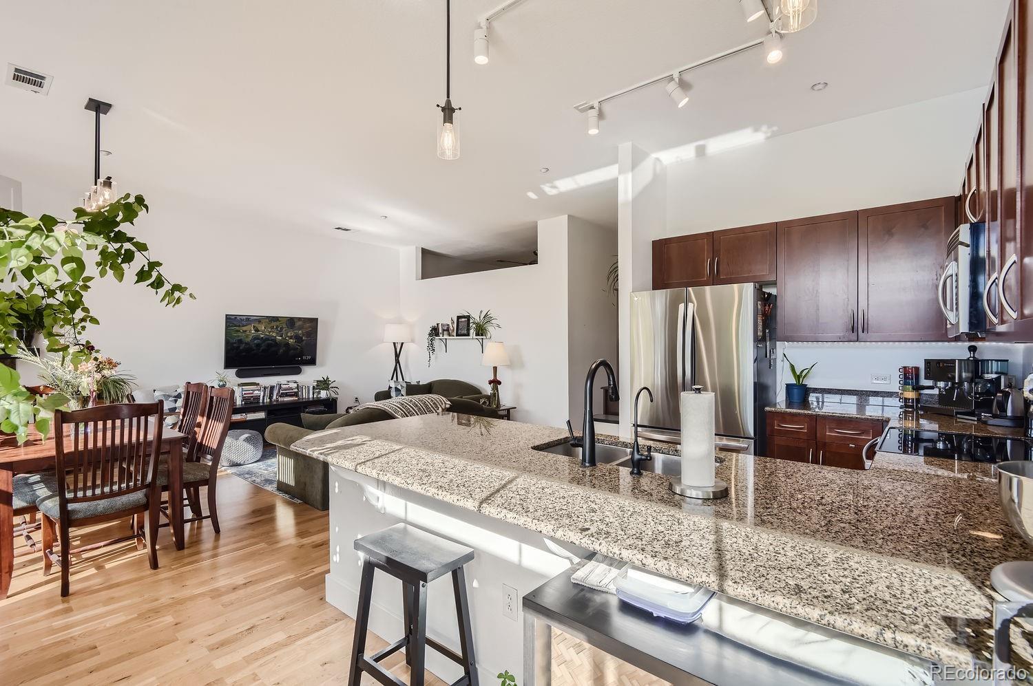 5401 S Park Terrace Avenue Unit: 301C