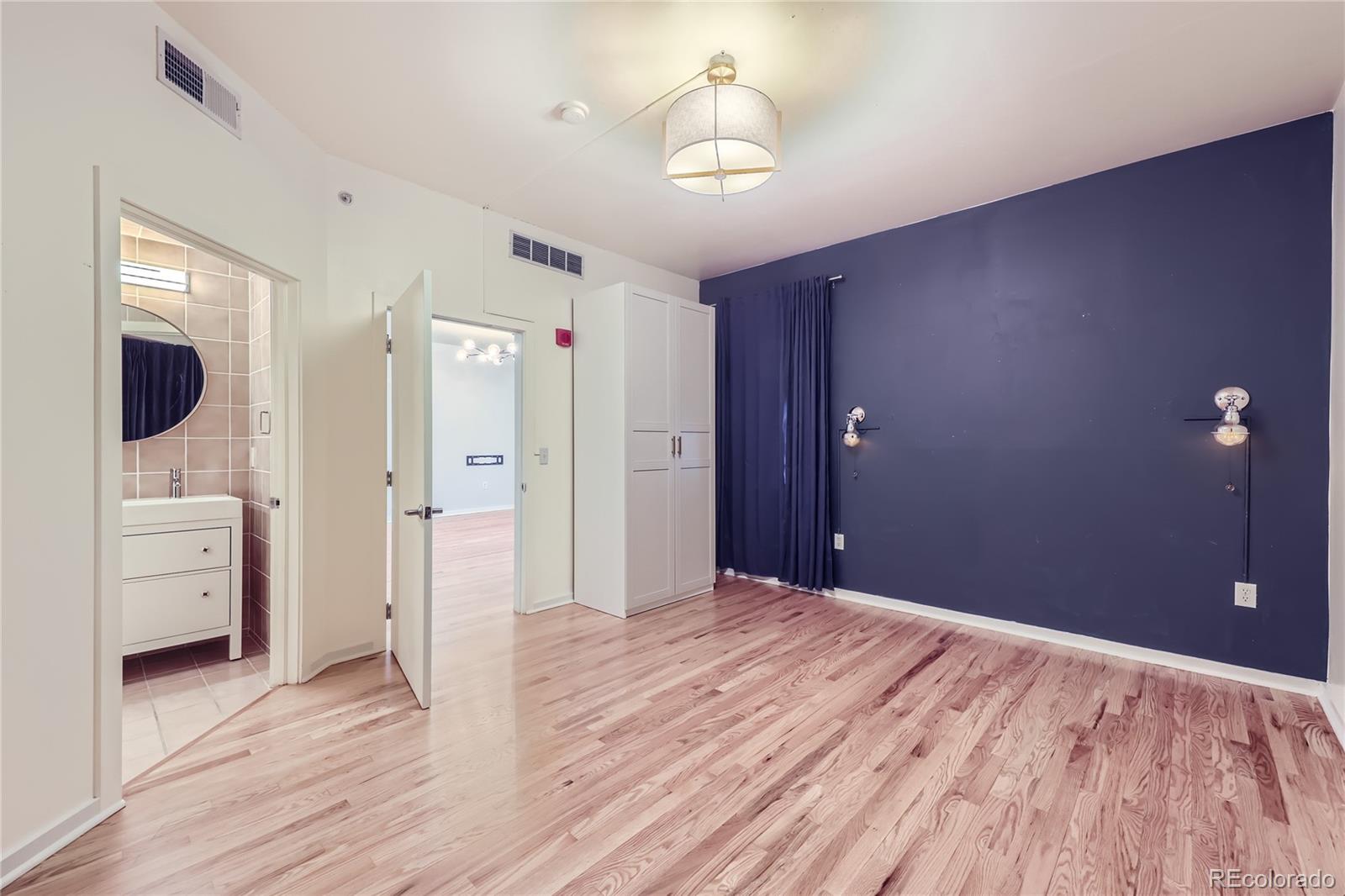 275 S Harrison Street Unit: 107