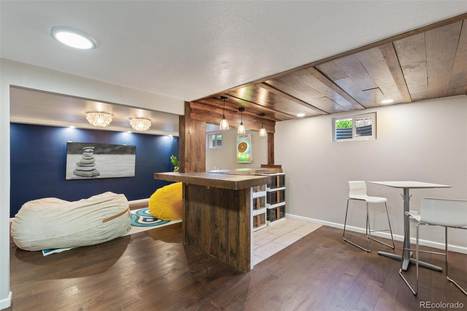 6083 S Lamar Drive