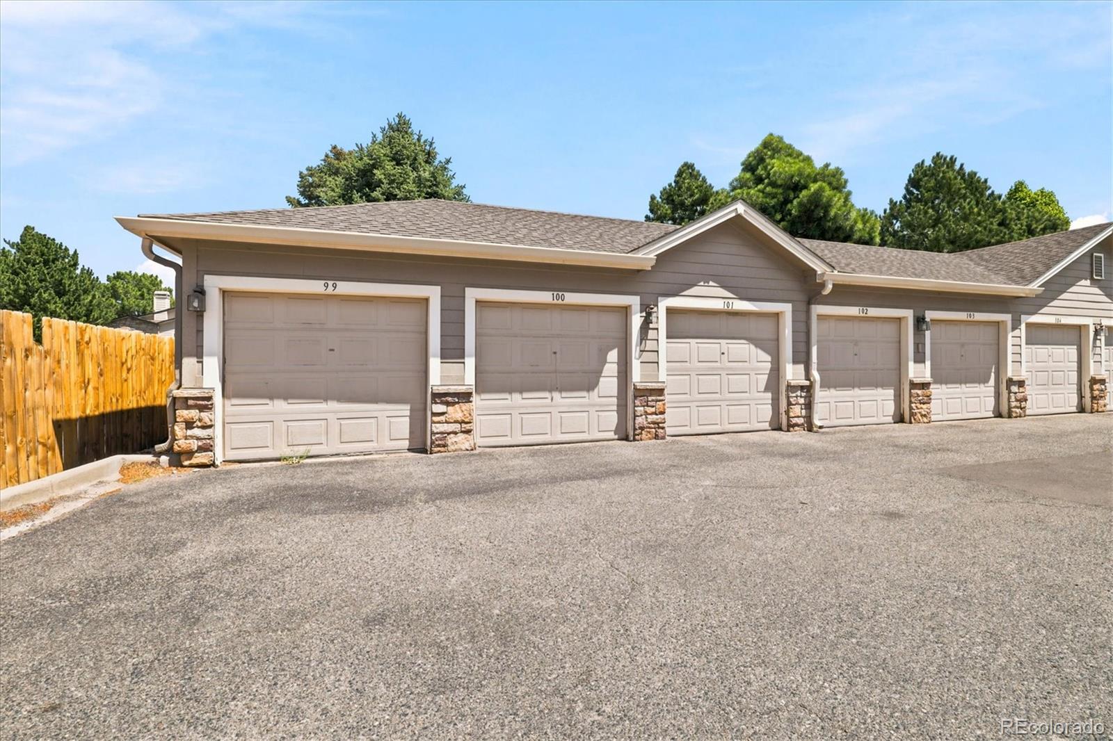1509 S Florence Court Unit: 215