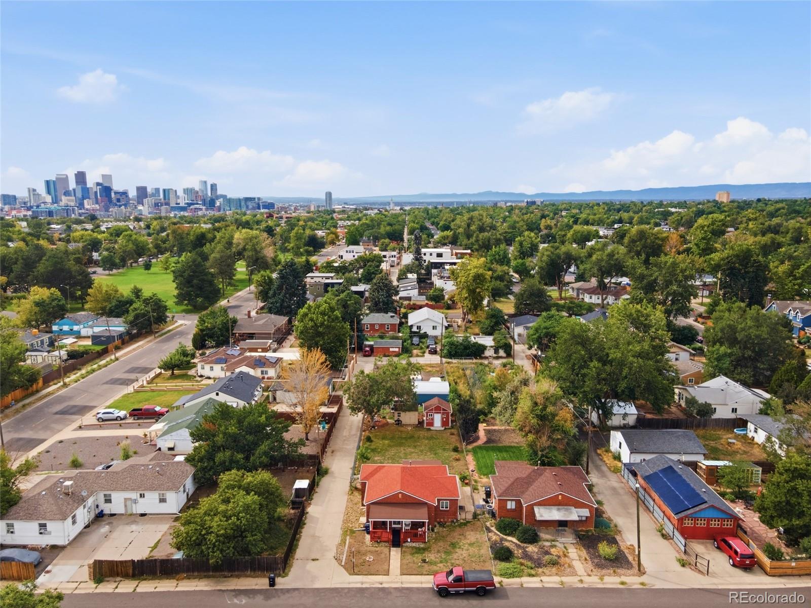 2020 W Scott Place