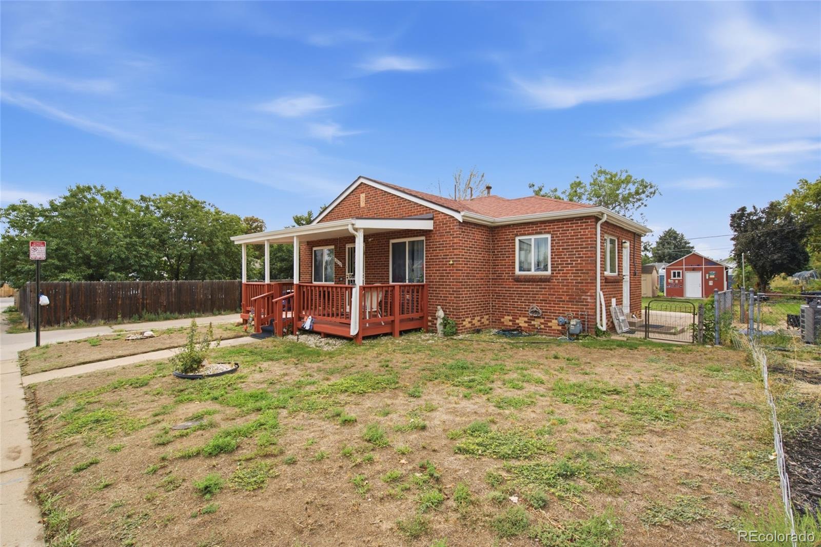 2020 W Scott Place