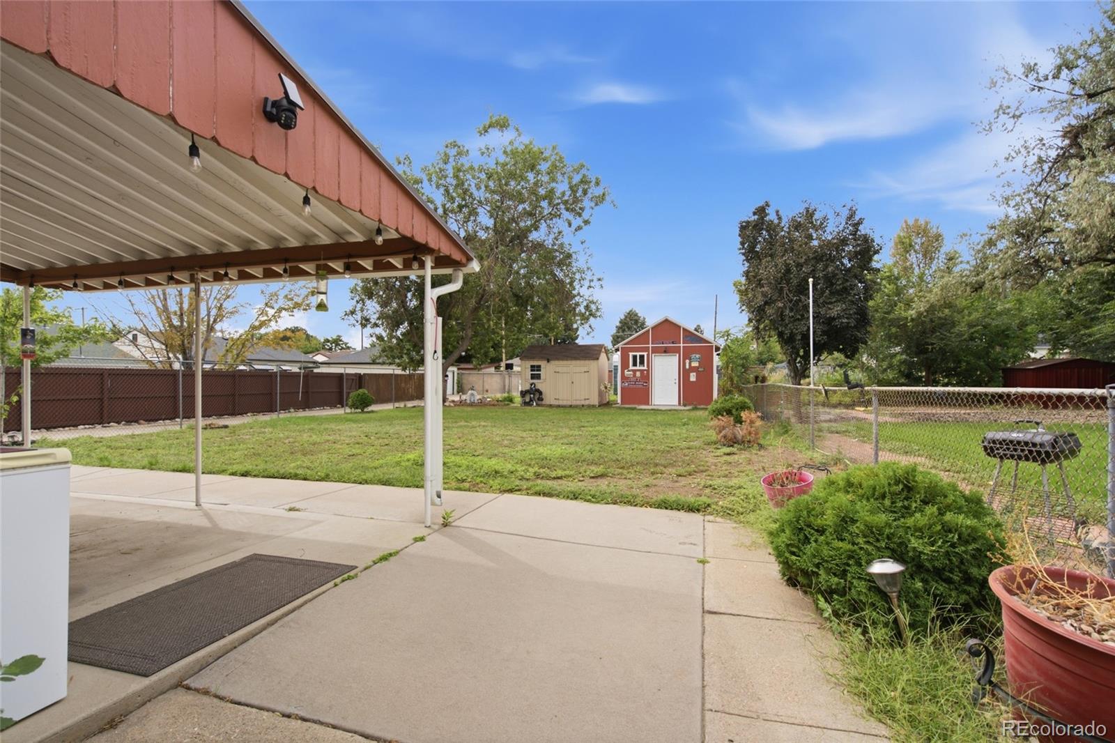 2020 W Scott Place