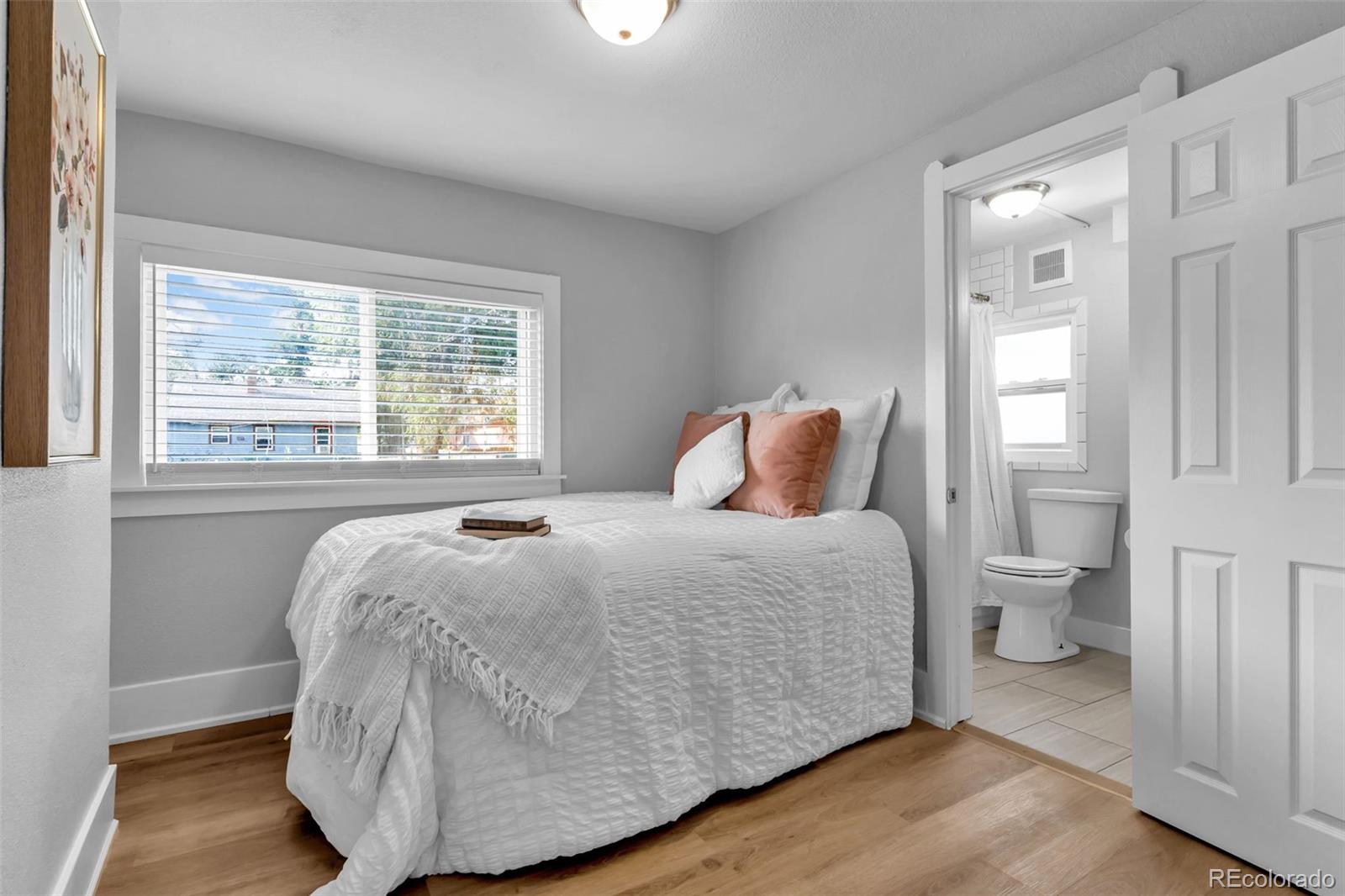 1323 8th Street