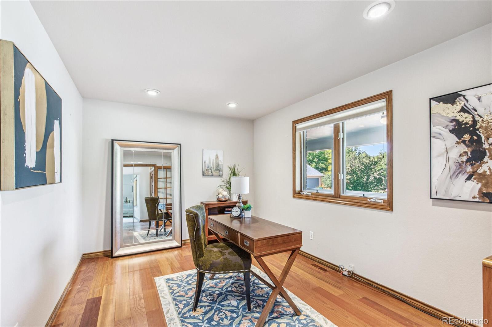 942 Xenon Court