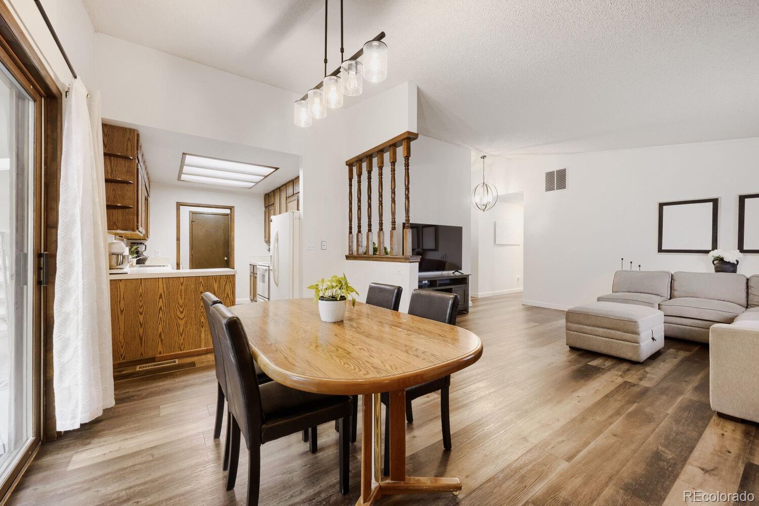243 S 25th Avenue