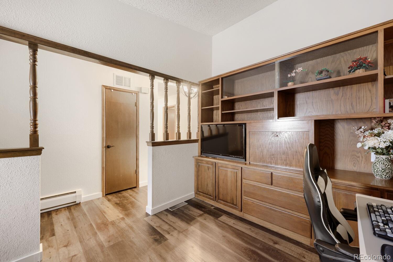 243 S 25th Avenue