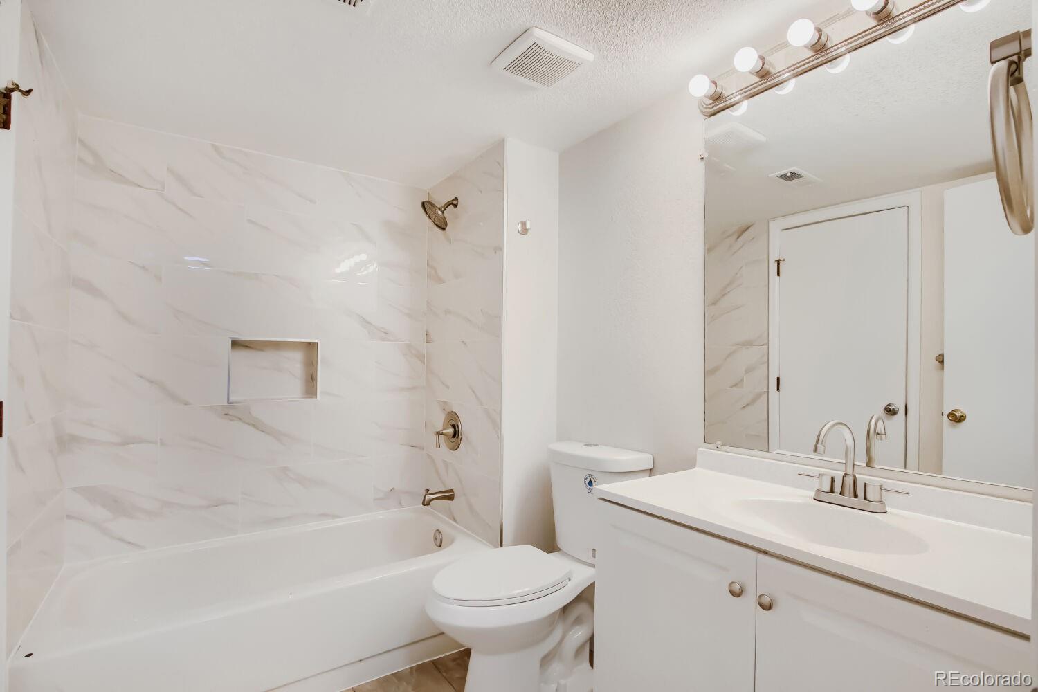 8813 Colorado Boulevard Unit: 206