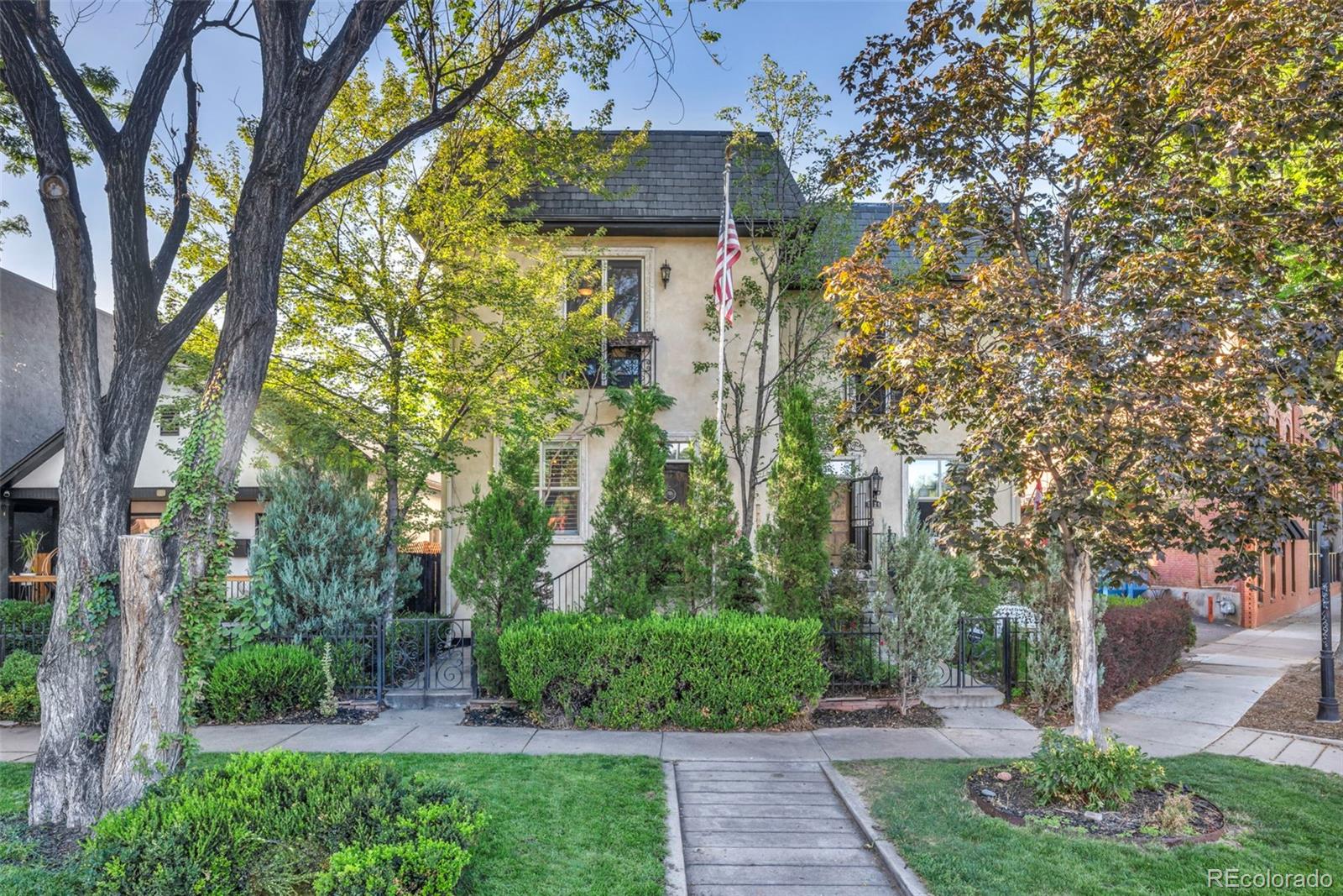 2527 Tremon Tremont