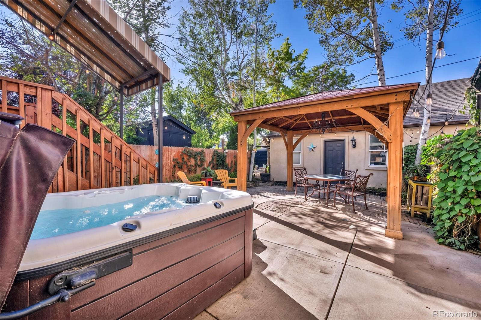 2527 Tremon Tremont