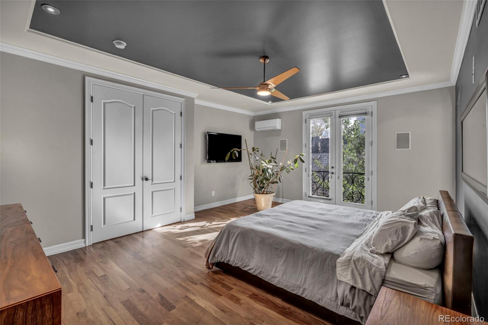 2527 Tremon Tremont