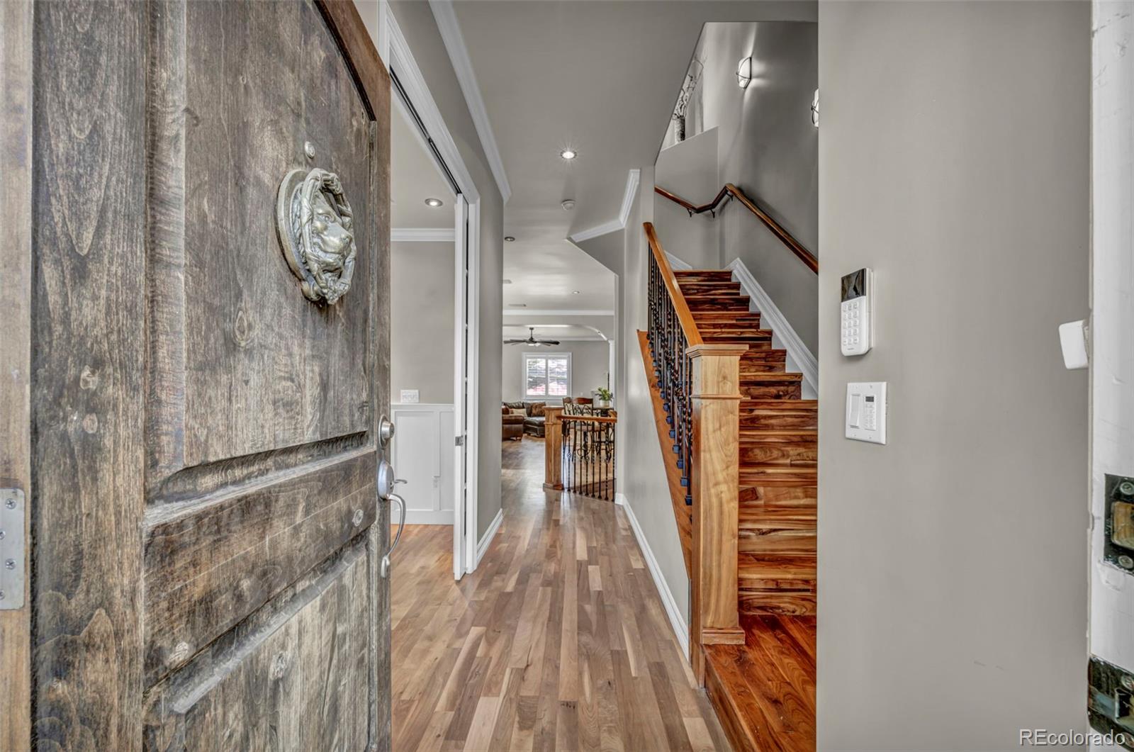 2527 Tremon Tremont