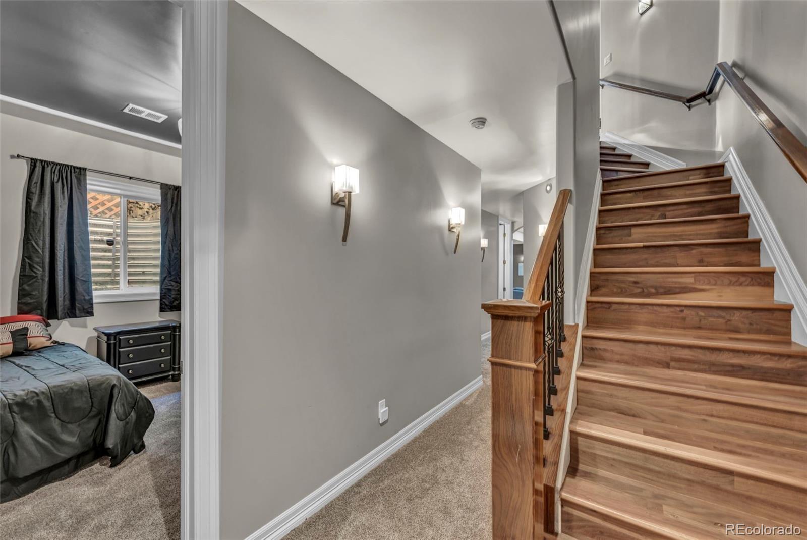 2527 Tremon Tremont