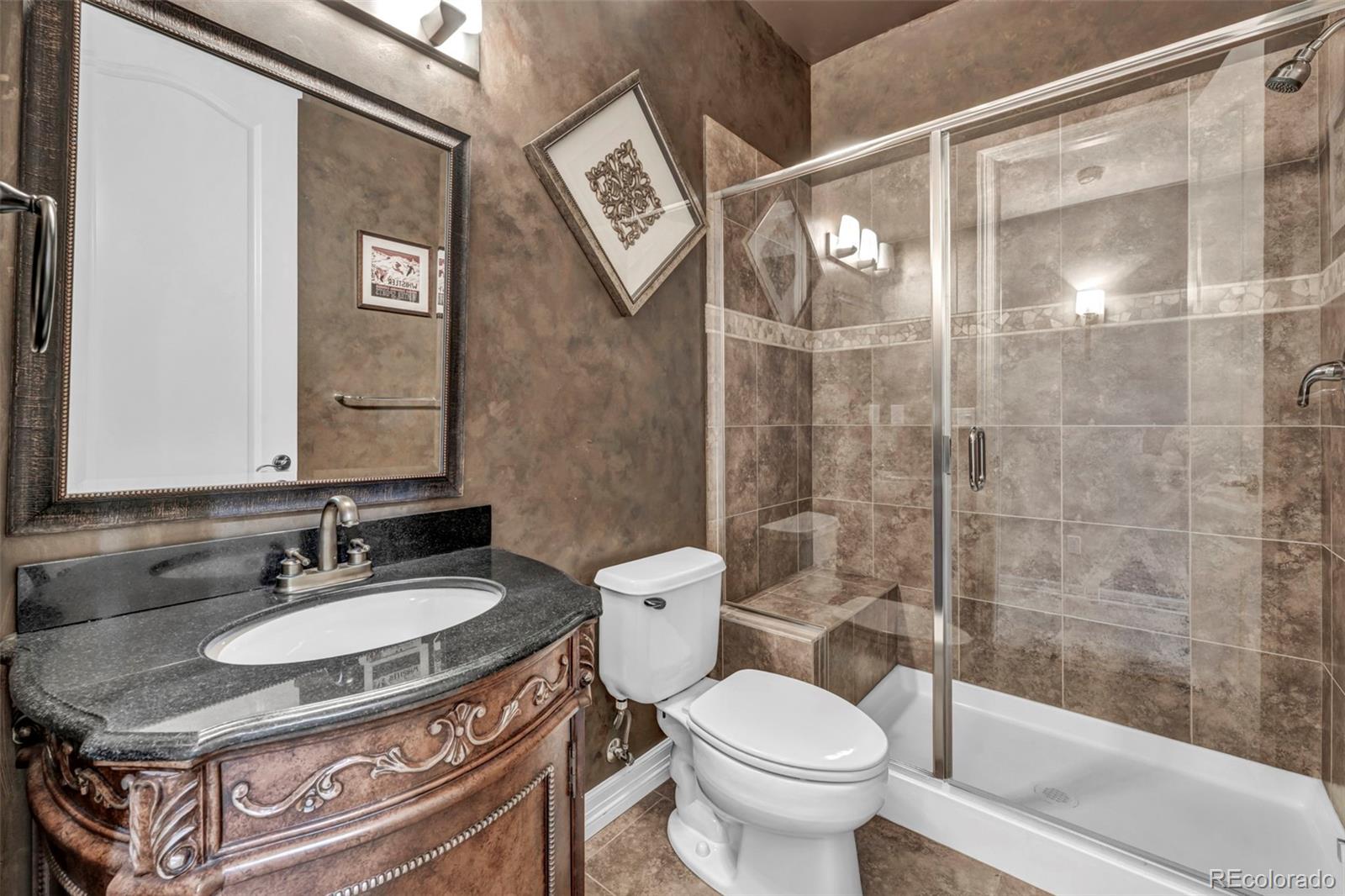 2527 Tremon Tremont