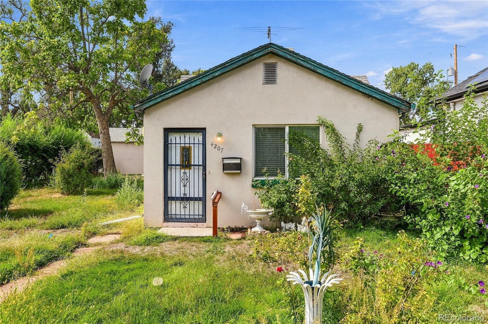 4207 Mariposa Street