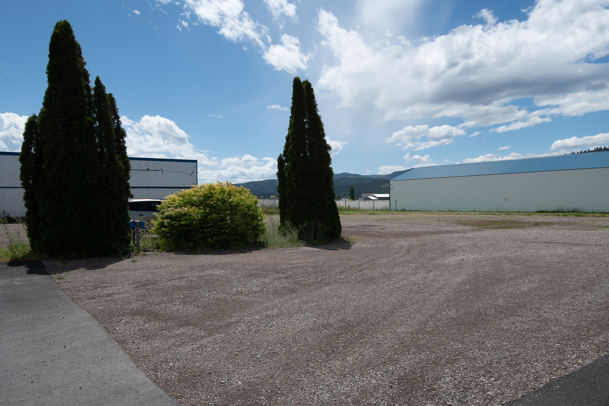 2282 Highway 93 S