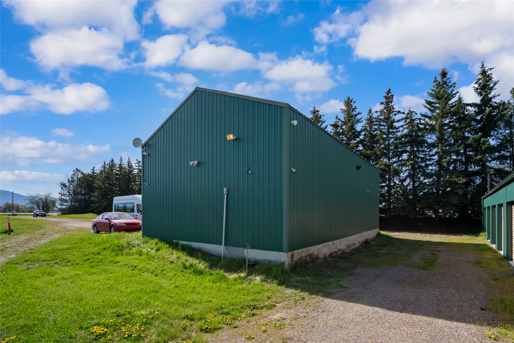 3890 Hwy 2 E