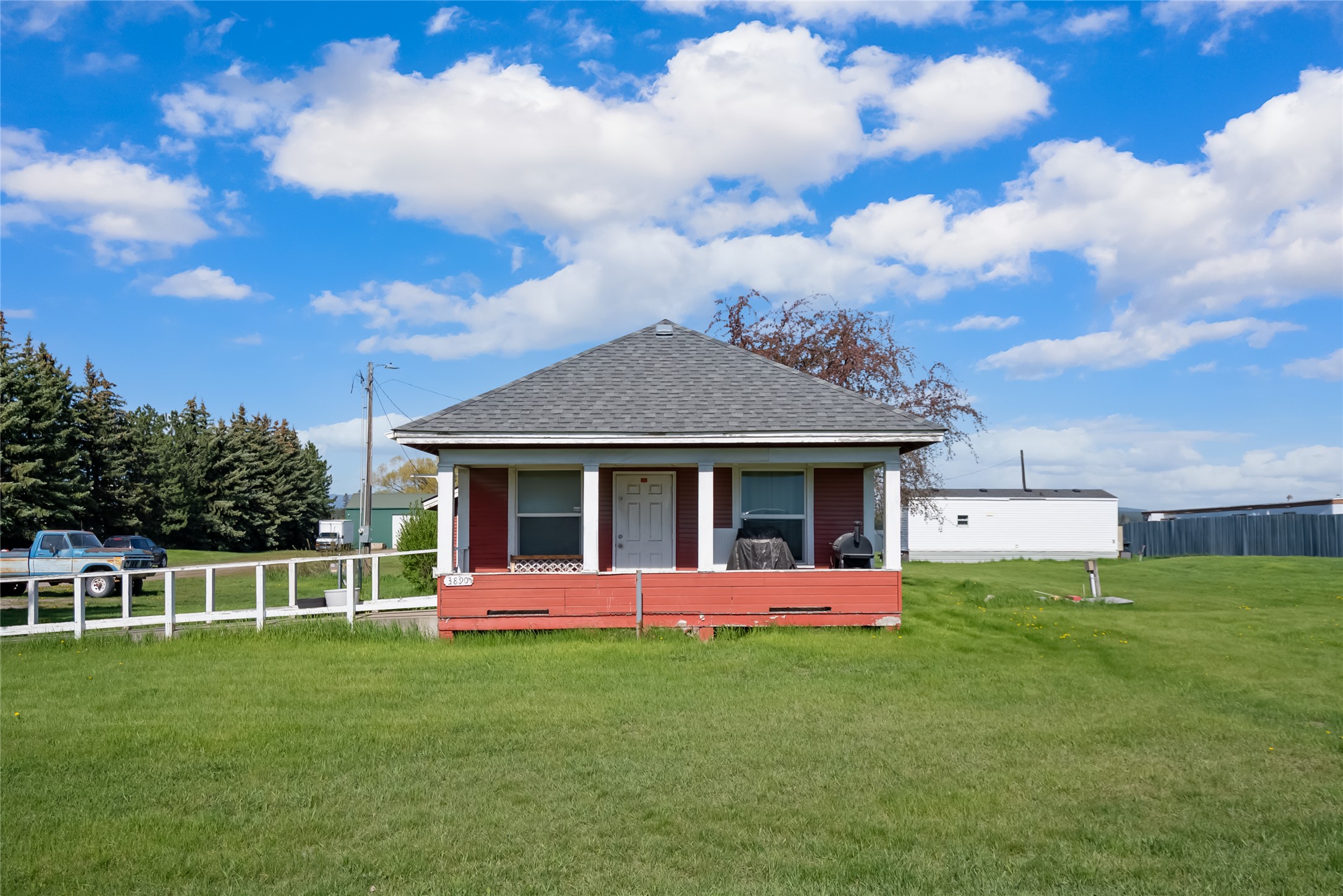 3890 Hwy 2 E