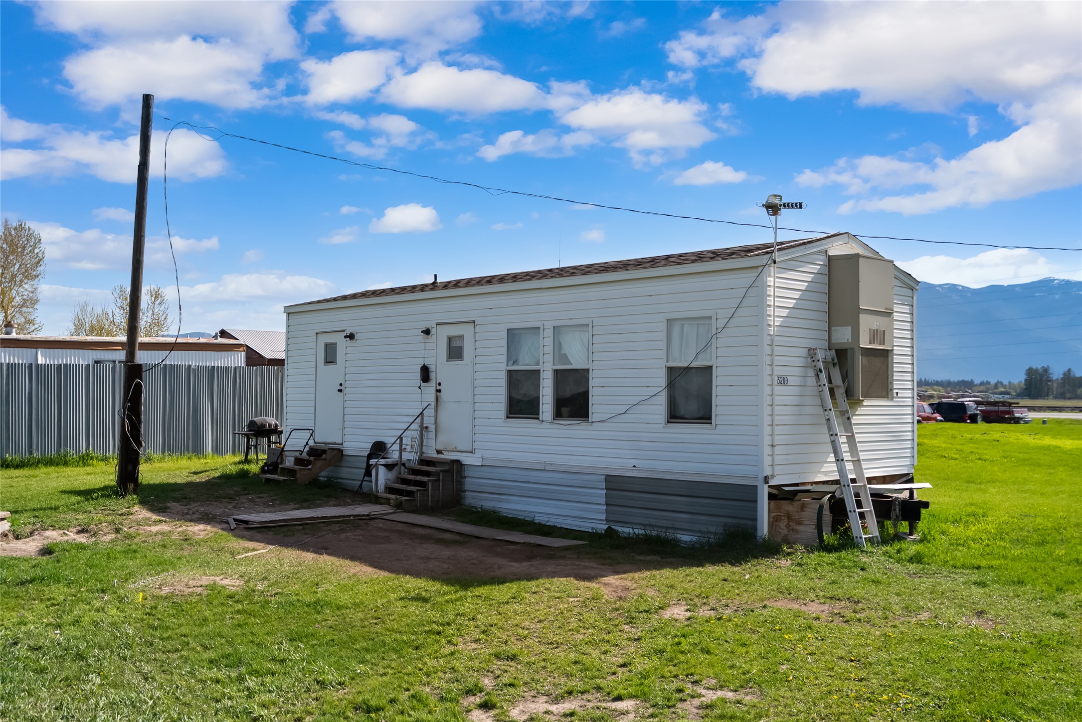 3890 Hwy 2 E