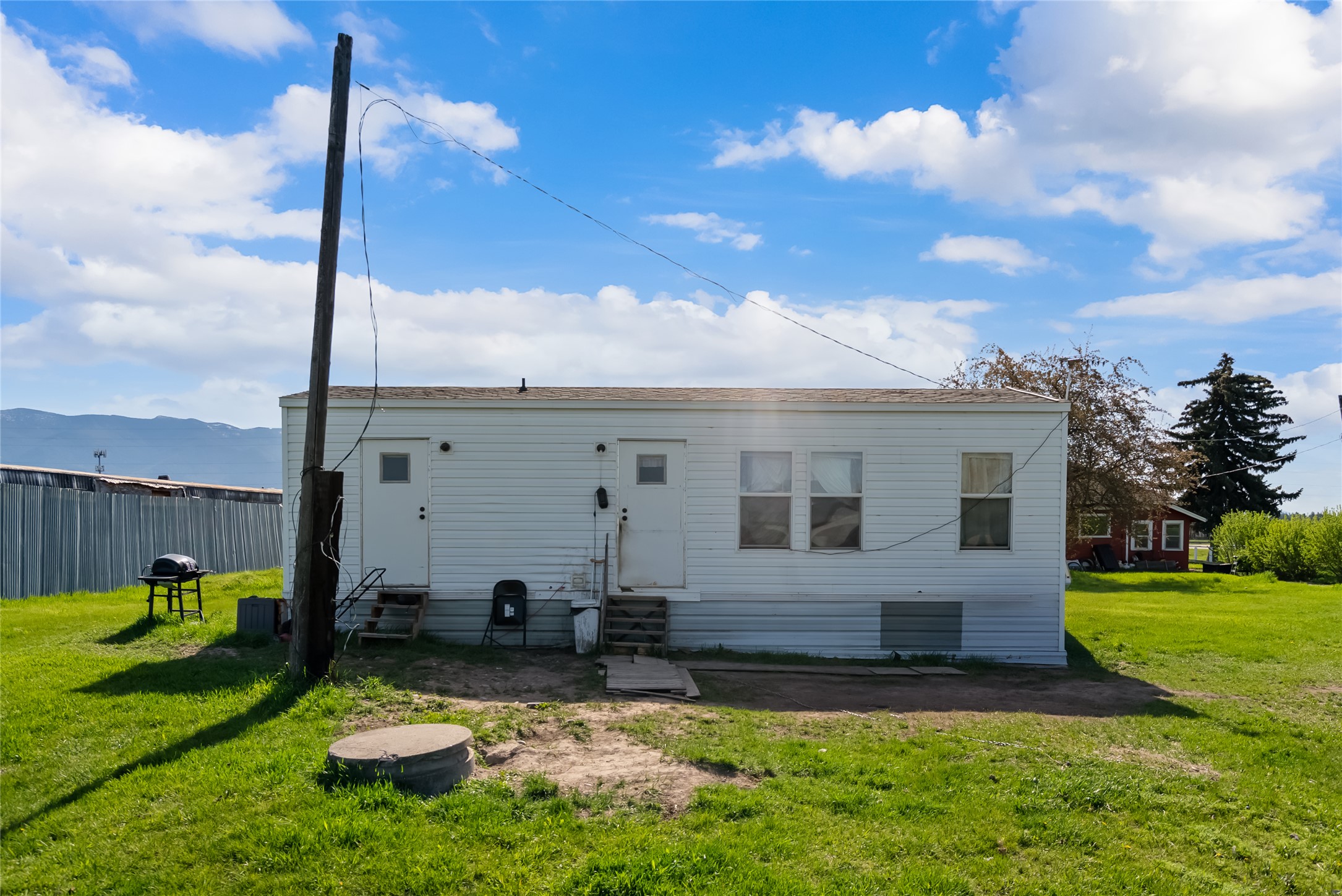 3890 Hwy 2 E